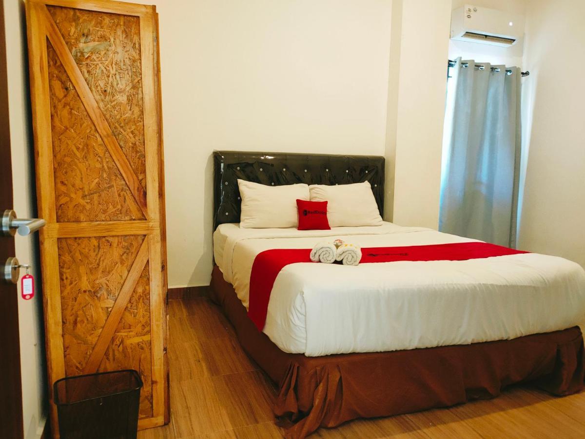 Reddoorz At Sukomanunggal Surabaya Luaran gambar